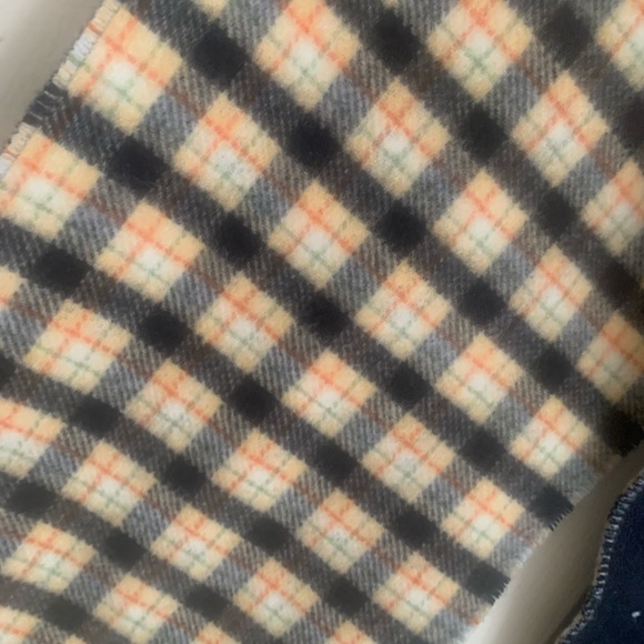 NEW Gucci Reversible Signature Logo / Plaid Designer Scarf! Beautiful - Picture 5 of 12